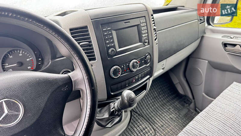 Вантажний фургон Mercedes-Benz Sprinter 2016 в Львові фото 13 Вантажний фургон Mercedes-Benz Sprinter 2016 в Львові