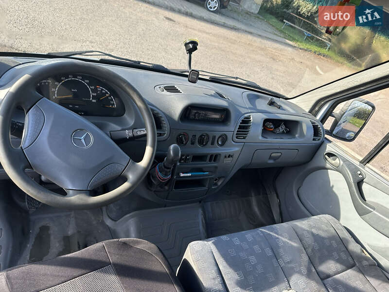 Грузовой фургон Mercedes-Benz Sprinter 2004 в Ивано-Франковске