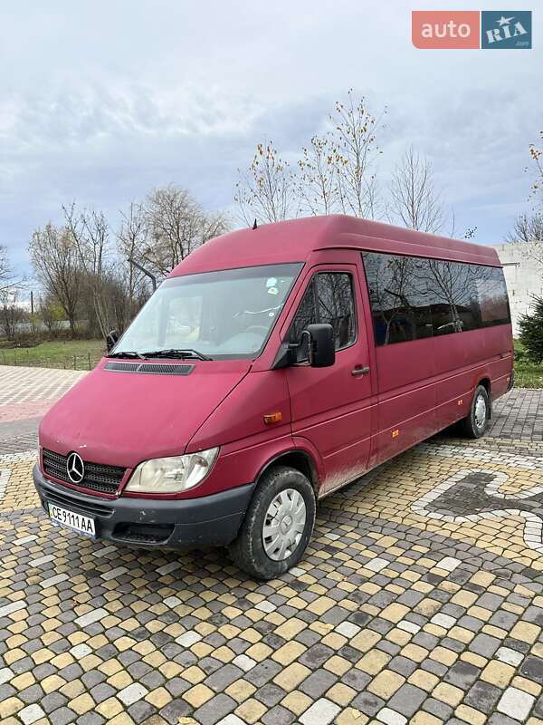 Mercedes-Benz Sprinter 2005