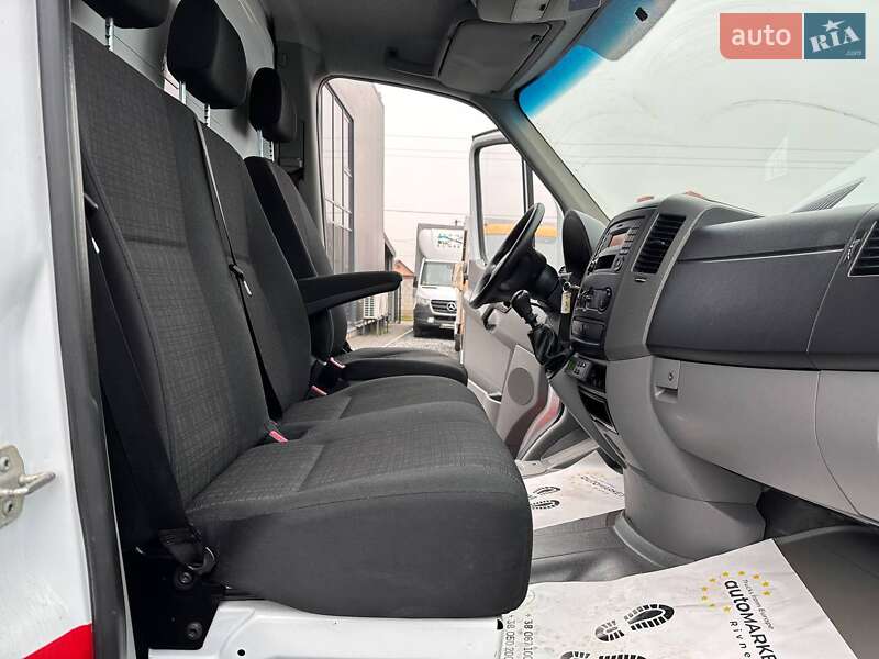 Вантажний фургон Mercedes-Benz Sprinter 2018 в Рівному