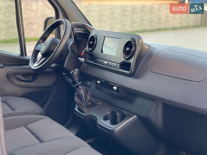 Мікроавтобус вантажний (до 3,5т) Mercedes-Benz Sprinter 2019 в Чернівцях