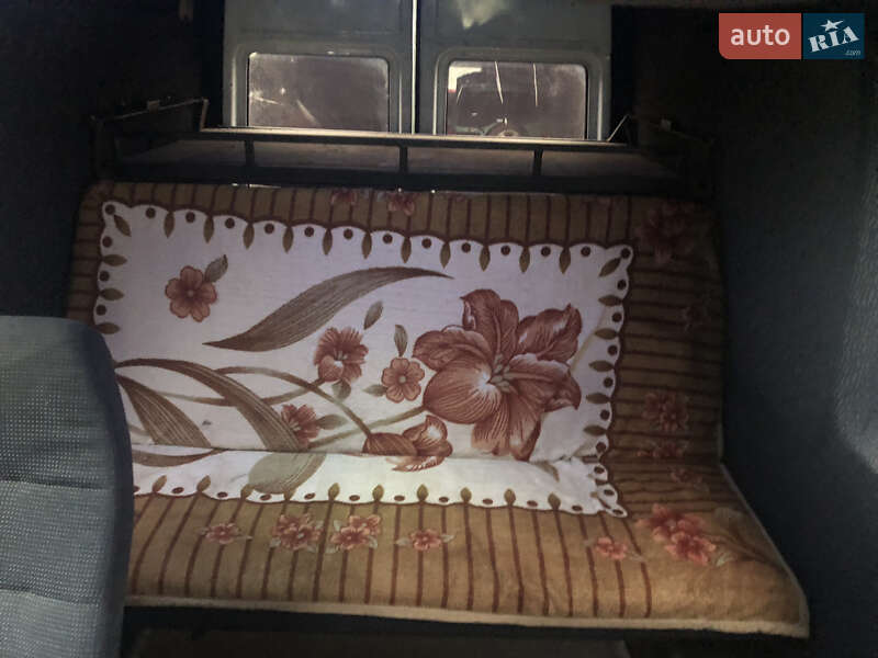 Мікроавтобус Mercedes-Benz Sprinter 2005 в Бучачі фото 18 Мікроавтобус Mercedes-Benz Sprinter 2005 в Бучачі