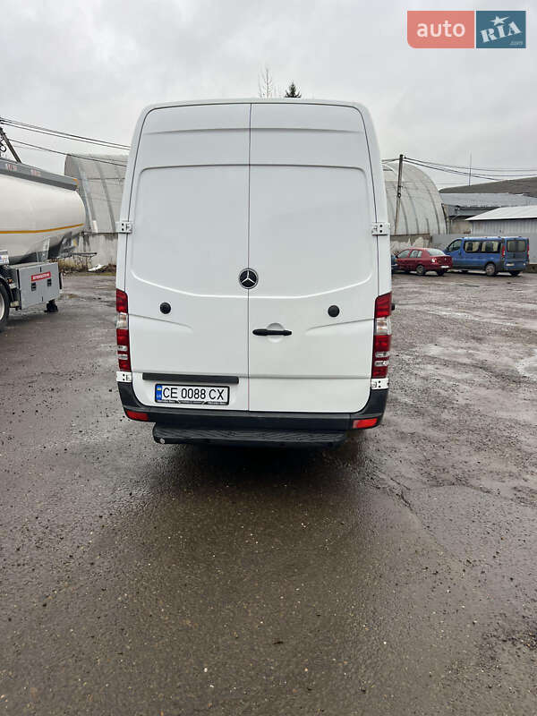 Вантажний фургон Mercedes-Benz Sprinter 2006 в Чернівцях