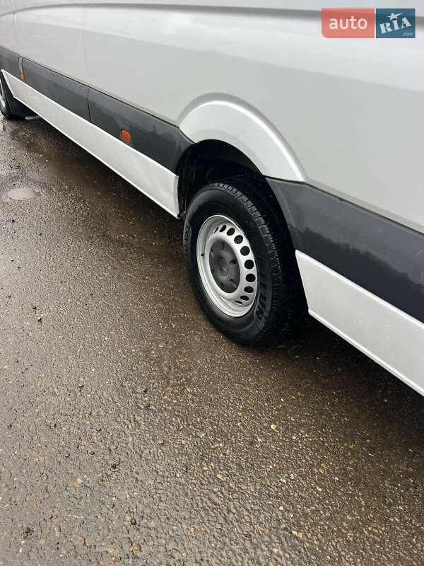 Вантажний фургон Mercedes-Benz Sprinter 2006 в Чернівцях