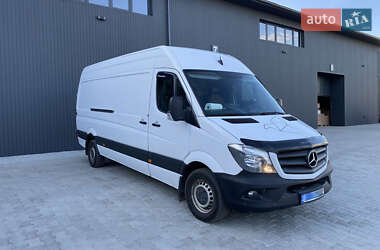Вантажний фургон Mercedes-Benz Sprinter 2015 в Ужгороді