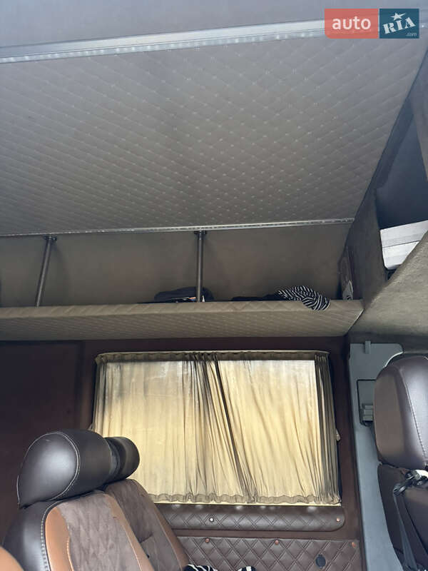 Минивэн Mercedes-Benz Sprinter 2001 в Чорткове