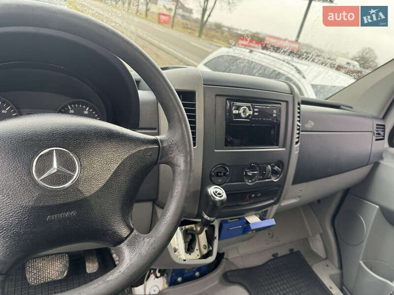 Рефрижератор Mercedes-Benz Sprinter 2015 в Бедевлі фото 11 Рефрижератор Mercedes-Benz Sprinter 2015 в Бедевлі