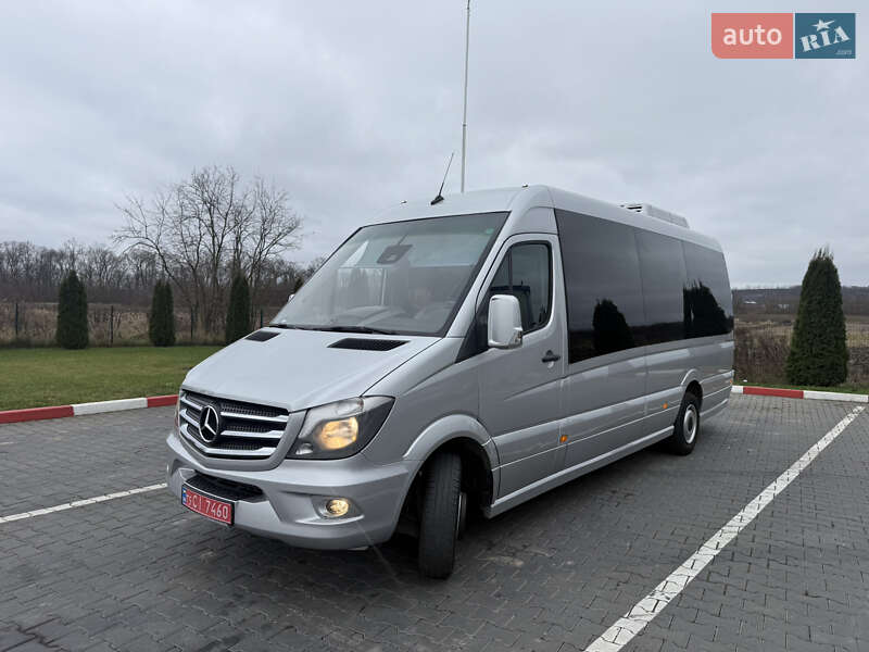 Туристичний / Міжміський автобус Mercedes-Benz Sprinter 2018 в Чернівцях