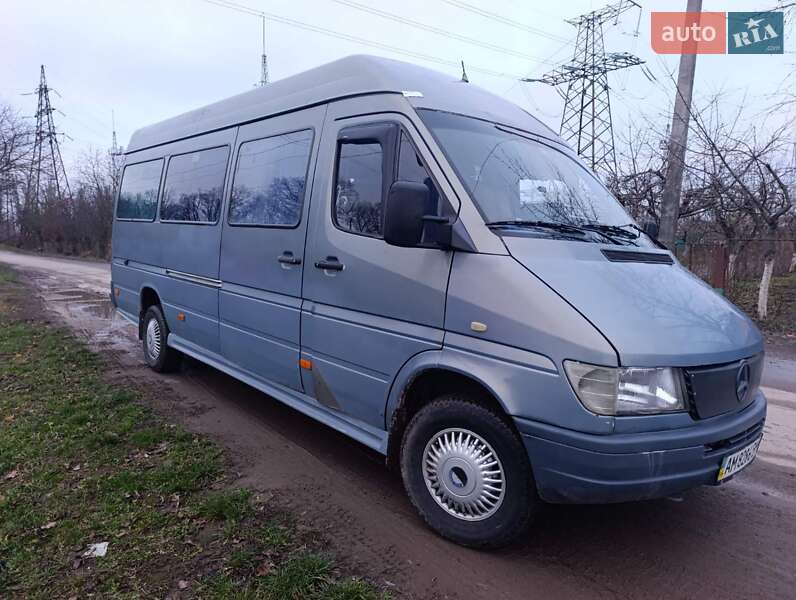 Мікроавтобус Mercedes-Benz Sprinter 1998 в Вінниці
