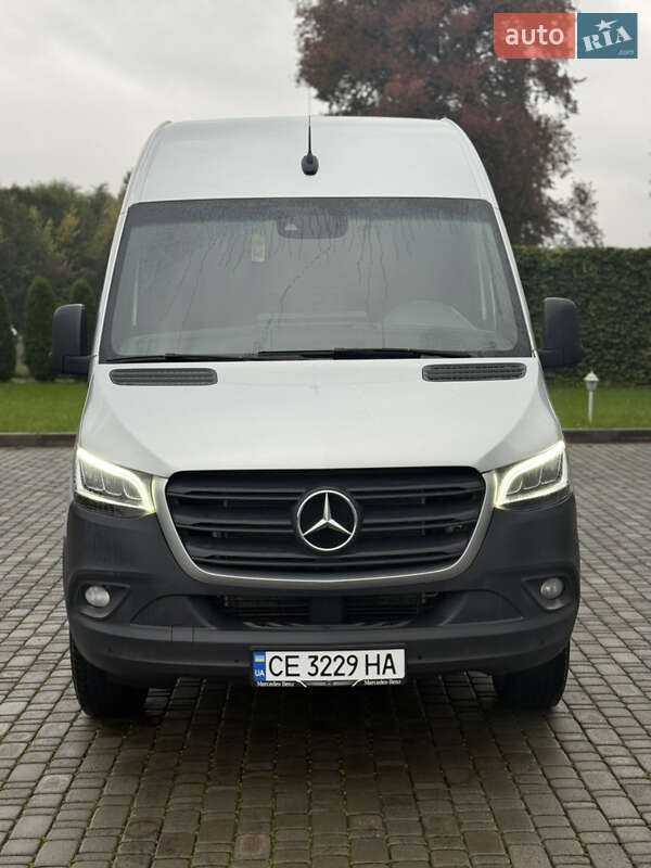 Грузопассажирский фургон Mercedes-Benz Sprinter 2019 в Черновцах