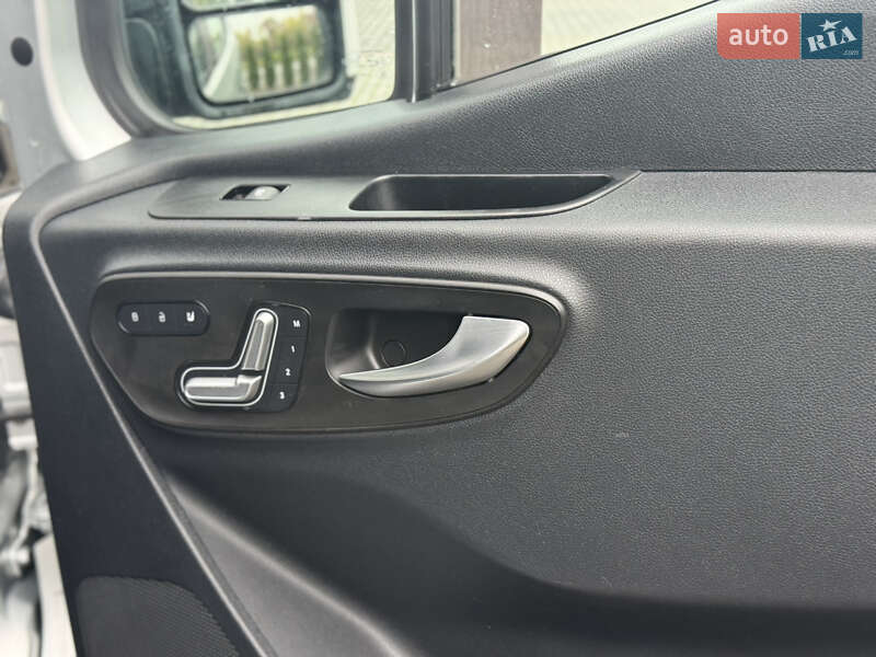 Грузопассажирский фургон Mercedes-Benz Sprinter 2019 в Черновцах