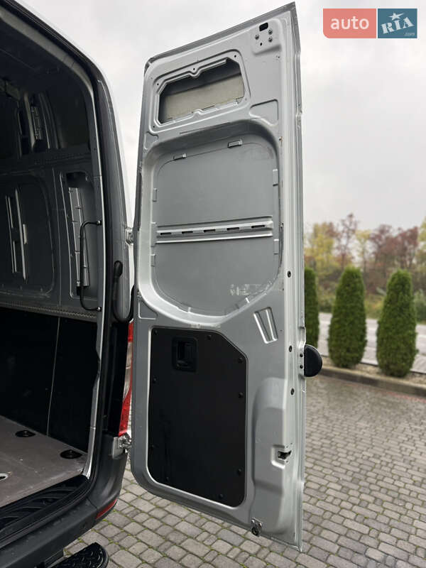 Грузопассажирский фургон Mercedes-Benz Sprinter 2019 в Черновцах