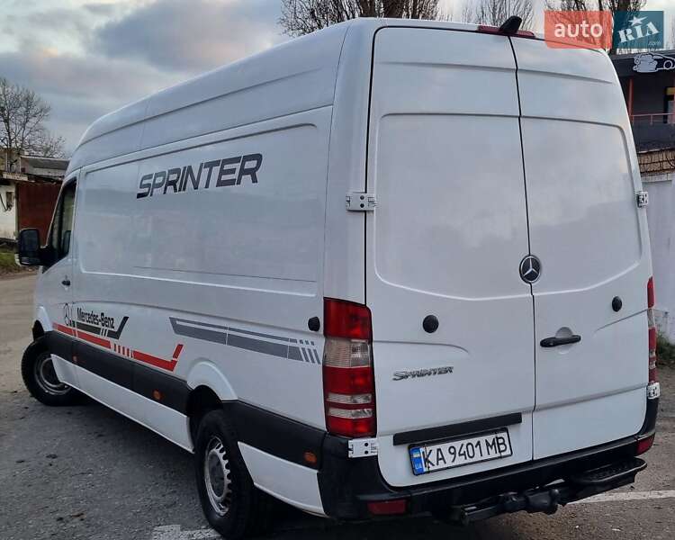 Грузовой фургон Mercedes-Benz Sprinter 2011 в Киеве фото 7 Грузовой фургон Mercedes-Benz Sprinter 2011 в Киеве