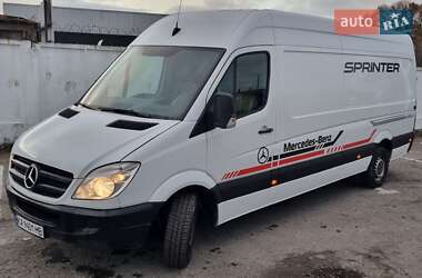 Грузовой фургон Mercedes-Benz Sprinter 2011 в Киеве