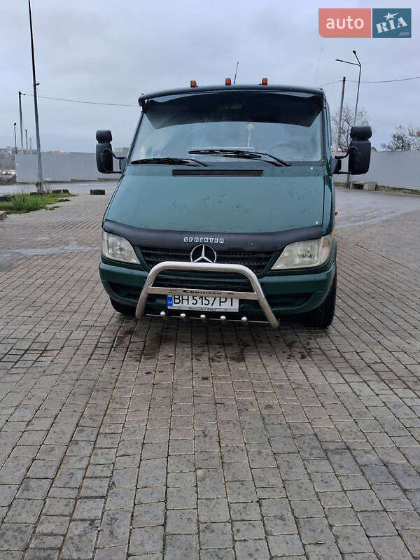 Mercedes-Benz Sprinter 2000