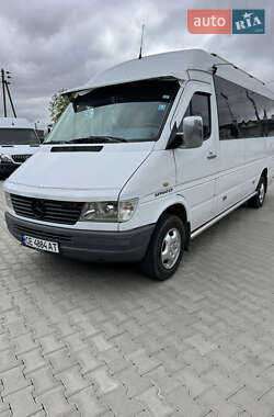 Грузовой фургон Mercedes-Benz Sprinter 2000 в Черновцах