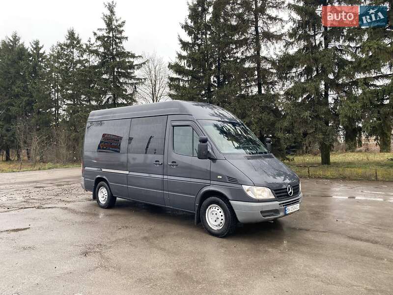 Mercedes-Benz Sprinter 2005