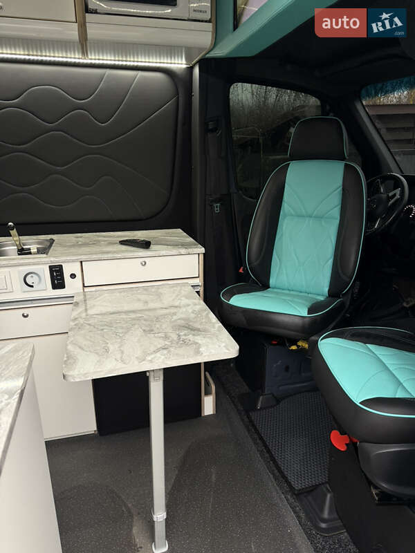 Дом на колесах Mercedes-Benz Sprinter 2021 в Лановцах