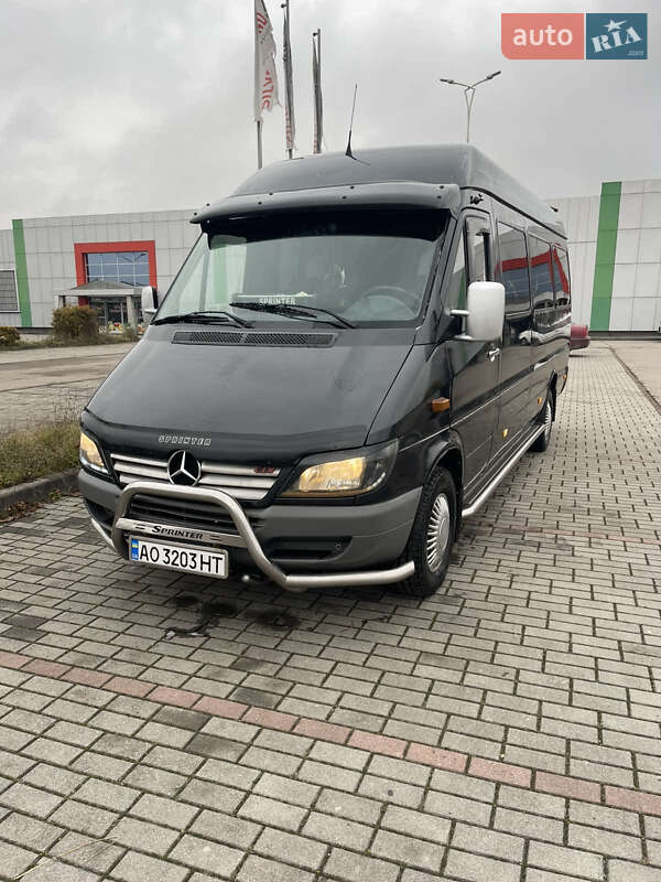 Mercedes-Benz Sprinter 2006