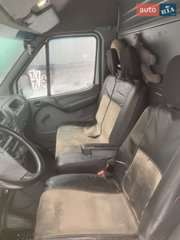 Вантажний фургон Mercedes-Benz Sprinter 2005 в Києві фото 9 Вантажний фургон Mercedes-Benz Sprinter 2005 в Києві