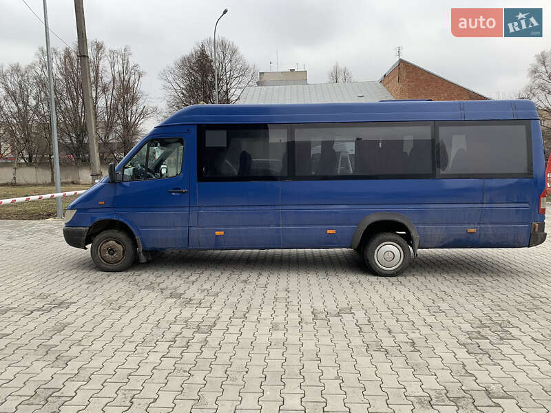 Mercedes-Benz Sprinter 2000 Mercedes-Benz Sprinter 2000
