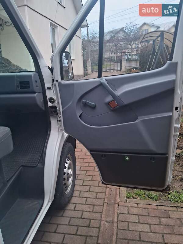 Минивэн Mercedes-Benz Sprinter 1996 в Калуше фото 16 Минивэн Mercedes-Benz Sprinter 1996 в Калуше