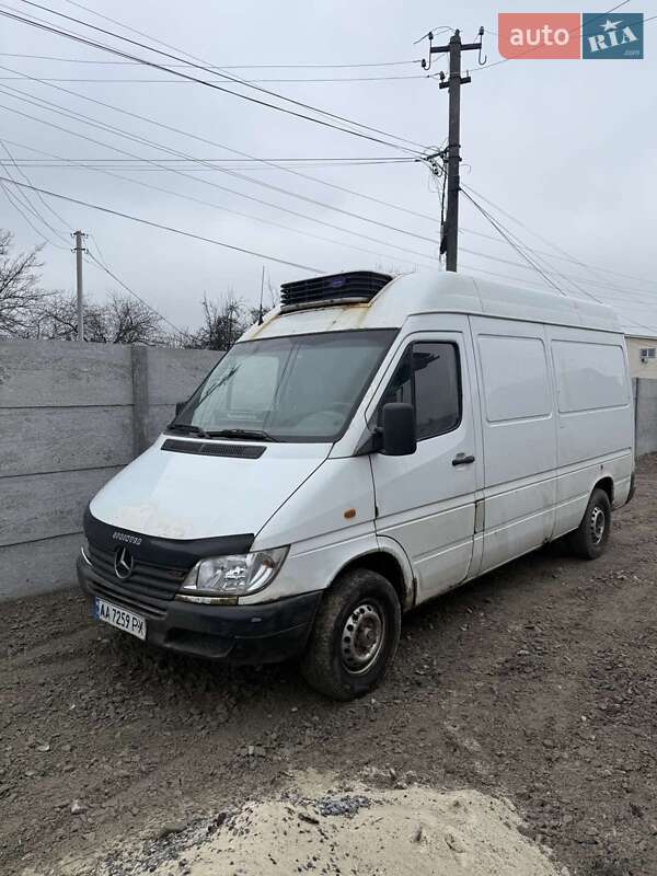 Mercedes-Benz Sprinter 2002 Mercedes-Benz Sprinter 2002