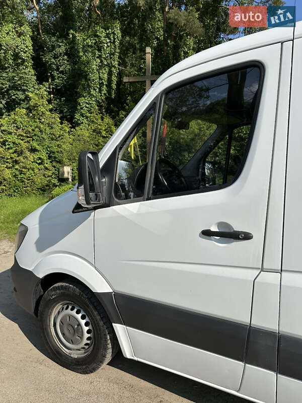 Грузопассажирский фургон Mercedes-Benz Sprinter 2013 в Львове фото 31 Грузопассажирский фургон Mercedes-Benz Sprinter 2013 в Львове