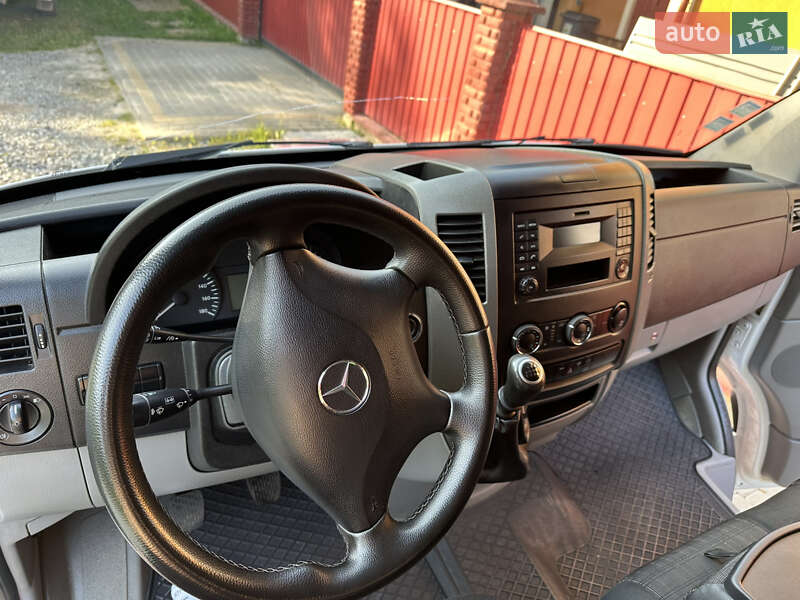 Грузопассажирский фургон Mercedes-Benz Sprinter 2013 в Львове фото 45 Грузопассажирский фургон Mercedes-Benz Sprinter 2013 в Львове