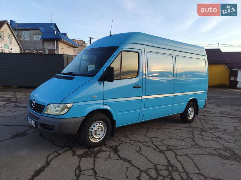 Вантажний фургон Mercedes-Benz Sprinter 2005 в Рівному