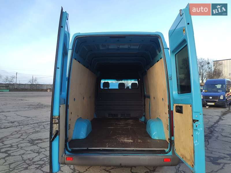 Вантажний фургон Mercedes-Benz Sprinter 2005 в Рівному