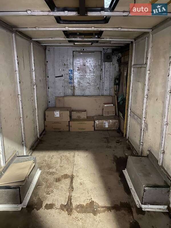 Грузовой фургон Mercedes-Benz Sprinter 2000 в Тернополе фото 8 Грузовой фургон Mercedes-Benz Sprinter 2000 в Тернополе