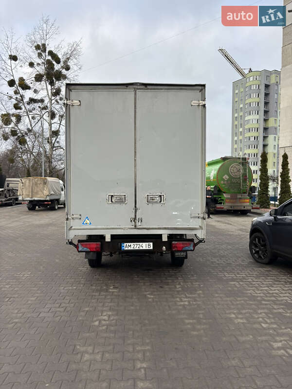 Грузовой фургон Mercedes-Benz Sprinter 2013 в Житомире