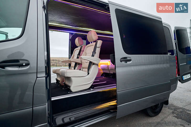 Универсал Mercedes-Benz Sprinter 2018 в Ровно