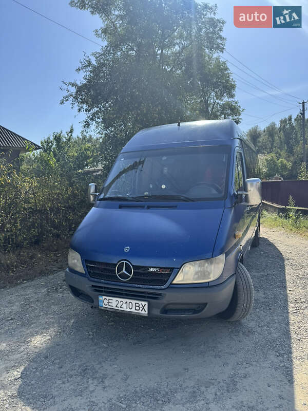 Mercedes-Benz Sprinter 2000