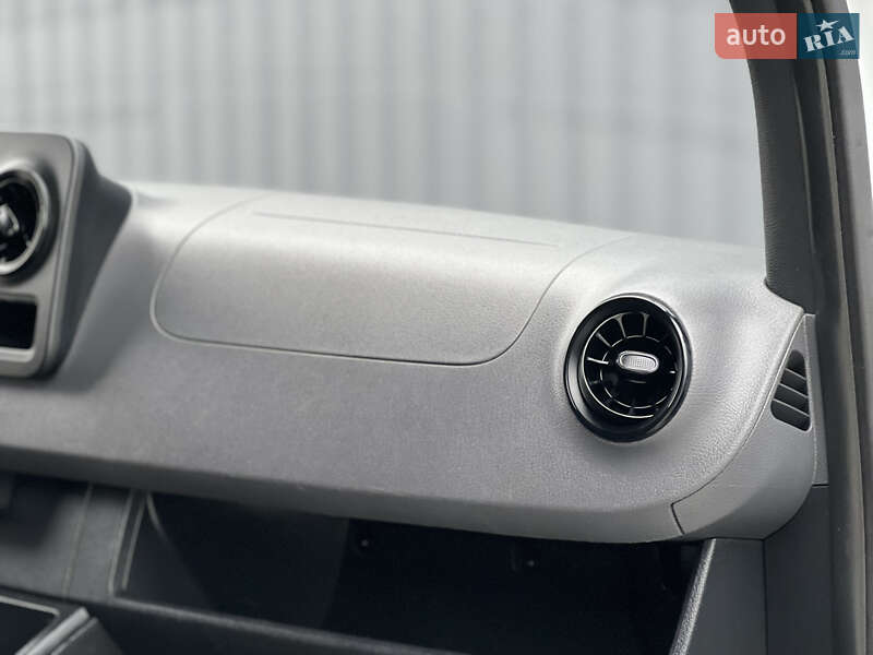 Вантажний фургон Mercedes-Benz Sprinter 2020 в Дубні фото 130 Вантажний фургон Mercedes-Benz Sprinter 2020 в Дубні