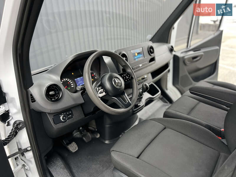 Вантажний фургон Mercedes-Benz Sprinter 2020 в Дубні фото 140 Вантажний фургон Mercedes-Benz Sprinter 2020 в Дубні
