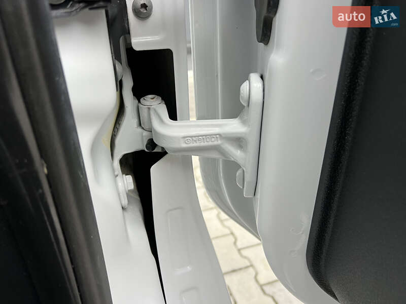 Вантажний фургон Mercedes-Benz Sprinter 2020 в Дубні фото 149 Вантажний фургон Mercedes-Benz Sprinter 2020 в Дубні