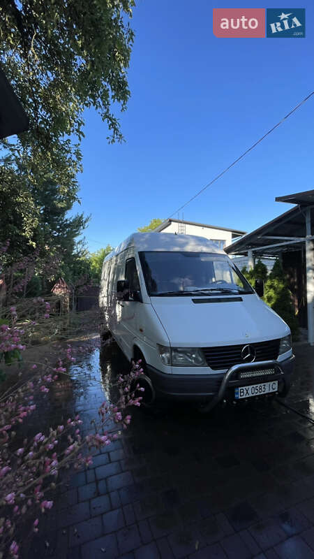 Вантажопасажирський фургон Mercedes-Benz Sprinter 1999 в Хмельницькому фото 5 Вантажопасажирський фургон Mercedes-Benz Sprinter 1999 в Хмельницькому