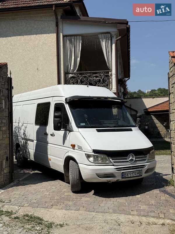 Mercedes-Benz Sprinter 2003
