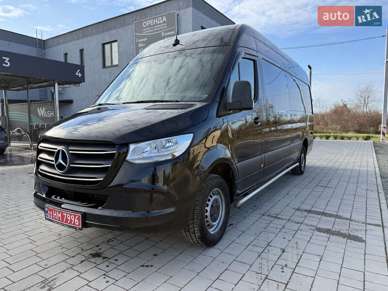 Вантажний фургон Mercedes-Benz Sprinter 2020 в Виноградові