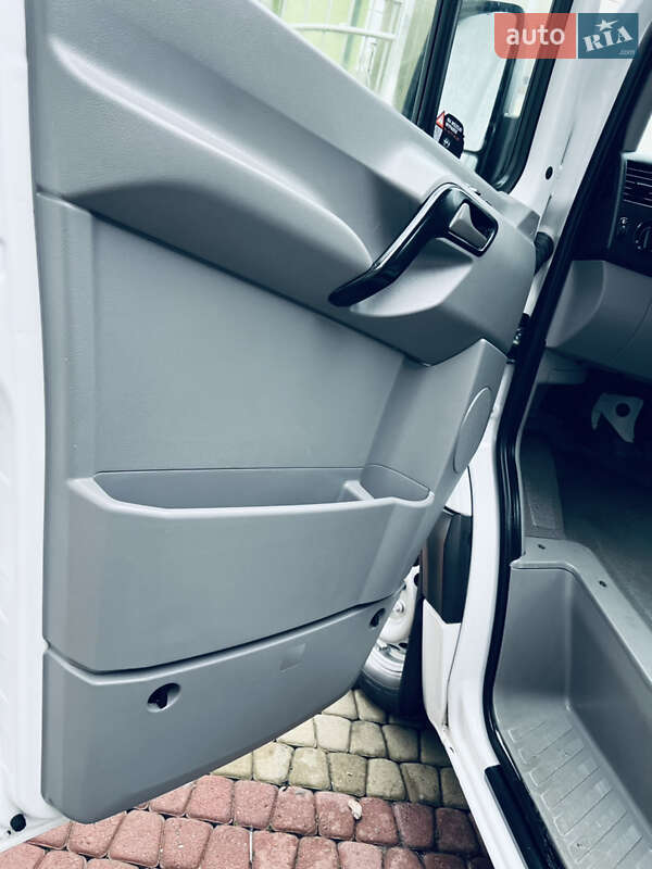 Вантажний фургон Mercedes-Benz Sprinter 2016 в Тячеві