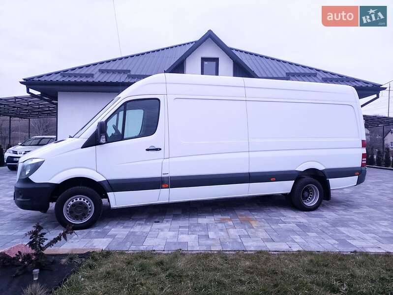 Вантажний фургон Mercedes-Benz Sprinter 2016 в Рівному