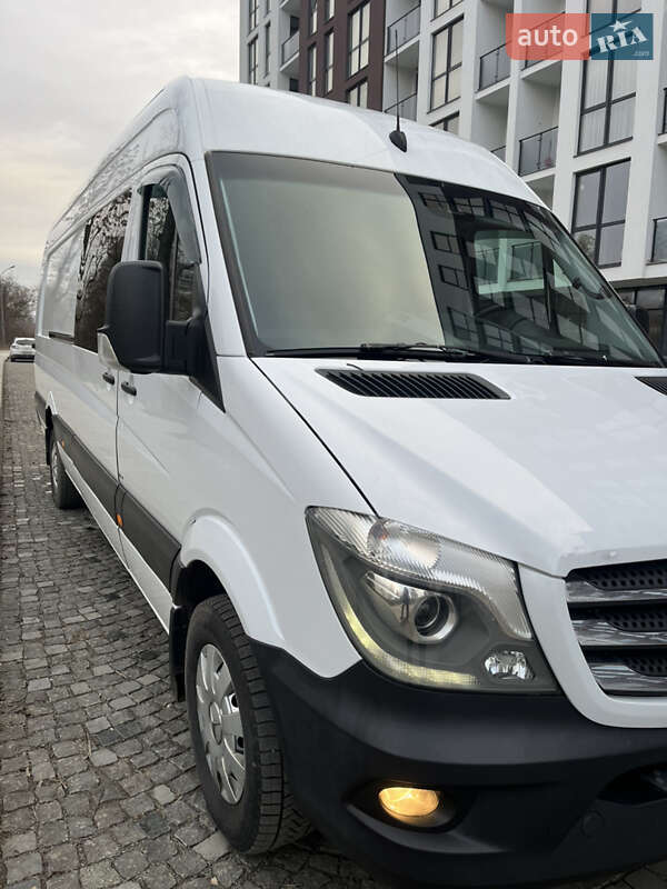 Микроавтобус Mercedes-Benz Sprinter 2014 в Сваляве