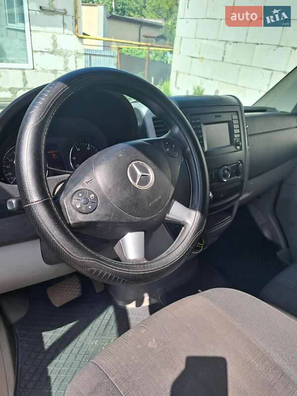 Вантажний фургон Mercedes-Benz Sprinter 2015 в Сумах