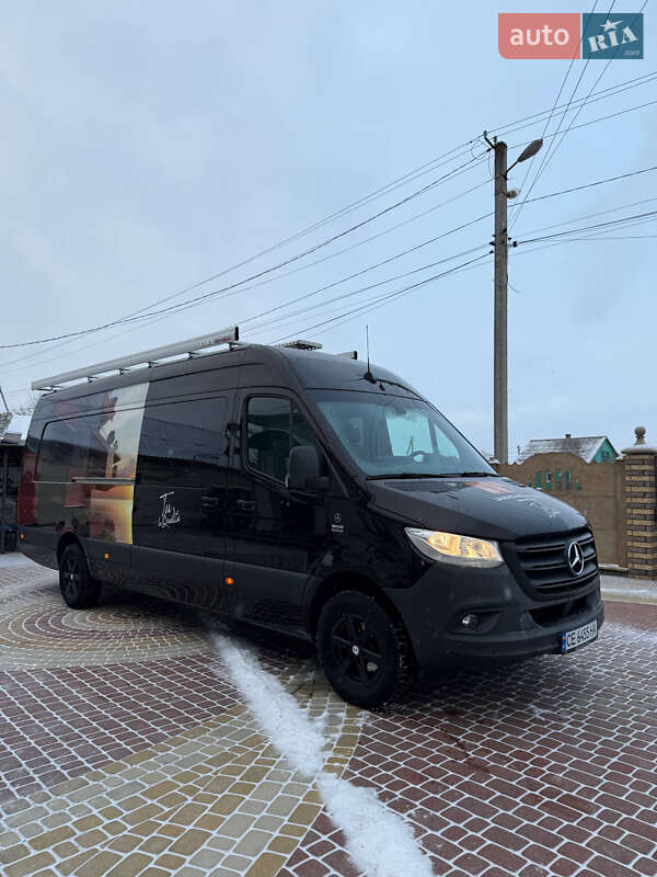 Вантажний фургон Mercedes-Benz Sprinter 2021 в Чернівцях