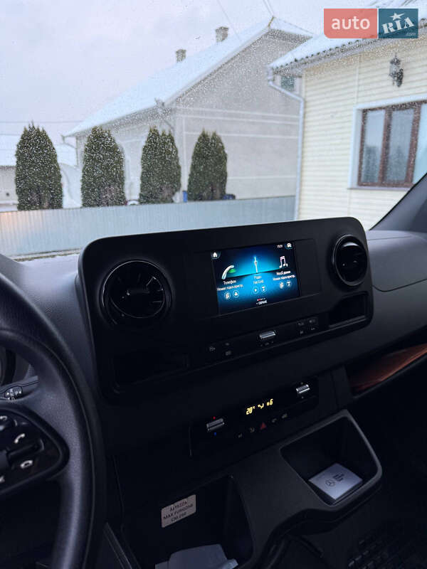 Вантажний фургон Mercedes-Benz Sprinter 2021 в Чернівцях