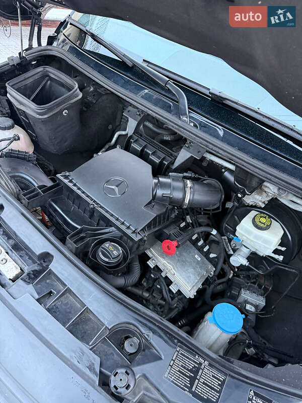 Вантажний фургон Mercedes-Benz Sprinter 2021 в Чернівцях