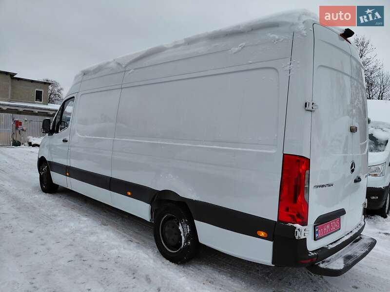 Вантажний фургон Mercedes-Benz Sprinter 2021 в Івано-Франківську