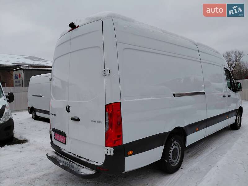 Вантажний фургон Mercedes-Benz Sprinter 2021 в Івано-Франківську